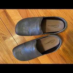 Women’s work shoes